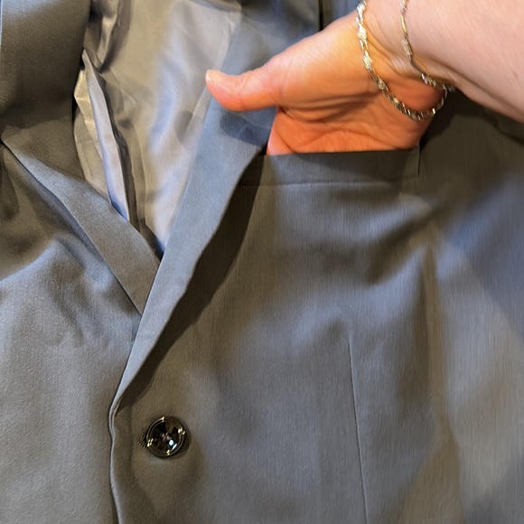 NWOT gray blazer , two button XXL never worn new - Picture 4 of 7